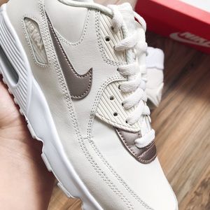 Nike Shoes - Nike air max 90 Nike Shoes - Nike air max 90